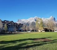 Exterior 6 Sunset Resorts Canmore and Spa