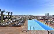 Swimming Pool 2 Grand Hotel Central