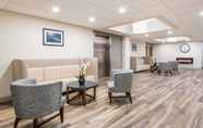 Lobi 3 Holiday Inn Express Hotel & Suites Gananoque, an IHG Hotel