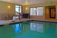 Swimming Pool Springhill Suites by Marriott Boulder Longmont