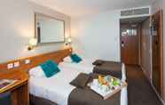 Bedroom 2 Hotel Du Parc Roissy Villepinte Parc Des Expositions
