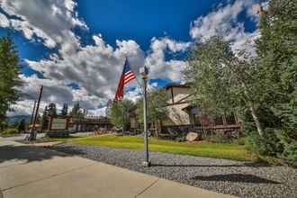 Exterior 4 Trailhead Inn