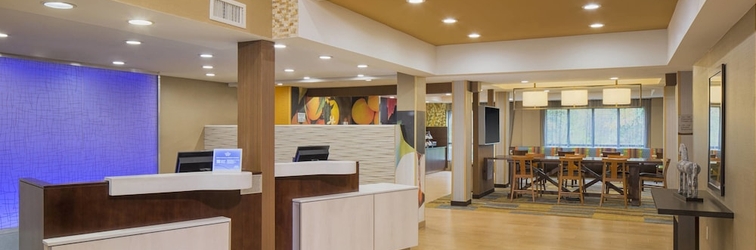 Lobby Fairfield Inn & Suites Bridgewater Branchburg/Somerville