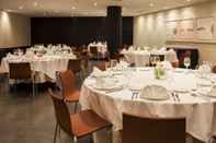 Functional Hall AC Hotel Burgos by Marriott