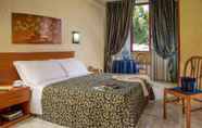 Bedroom 7 Hotel Jonico