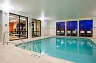 Swimming Pool Courtyard by Marriott Philadelphia Valley Forge/Collegeville
