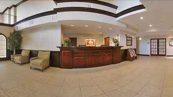 Sảnh chờ 4 Comfort Suites East Brunswick - South River
