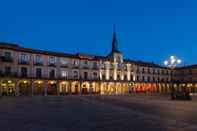 Exterior NH Collection León Plaza Mayor