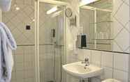 In-room Bathroom 3 Best Western Motala Stadshotell