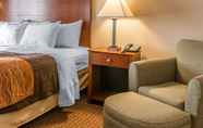 Bedroom 6 Quality Inn Near Interstate I94