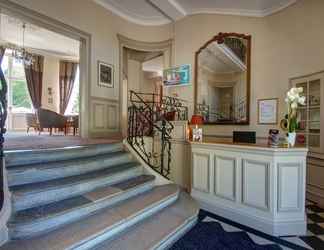 Lobby 2 Hôtel Château Cléry