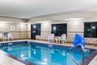 Swimming Pool Quality Inn & Suites Airport North