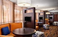 Common Space 3 Courtyard by Marriott West Orange