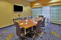 Functional Hall Courtyard by Marriott West Orange