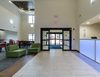 Lobby 2 Holiday Inn Express Hotel & Suites South Bend, an IHG Hotel