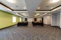 Functional Hall Holiday Inn Express Hotel & Suites South Bend, an IHG Hotel