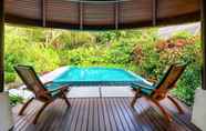 Swimming Pool 7 Sheraton Maldives Full Moon Resort & Spa