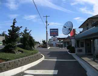 Exterior 2 Milwaukie Inn Portland South