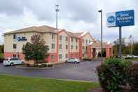 Bên ngoài Best Western Penn-Ohio Inn & Suites