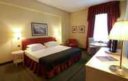 Kamar Tidur 6 Grand Hotel Royal e Golf