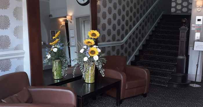 Lobby Clarion Collection Harte & Garter Hotel & Spa