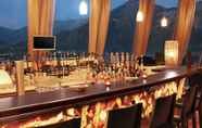 Quầy bar, cafe và phòng lounge 2 Four Points By Sheraton Panoramahaus Dornbirn