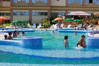 Swimming Pool Hotel Karos Spa