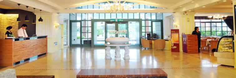Lobby Yangmingshan Tien Lai Resort & Spa