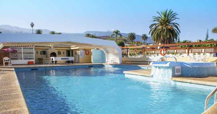 Swimming Pool Hotel Perla Tenerife