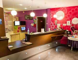 Lobi 2 ibis Styles Bethune Bruay