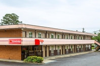 Luar Bangunan Econo Lodge Elizabeth City