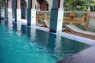 Swimming Pool Krishna Prakash Heritage Haveli