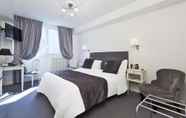 Bedroom 2 Hotel Kyriad Saumur