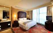 Bedroom 4 Royal Mediterranean Hotel
