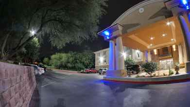 Bangunan 4 Best Western Medical Center North Inn & Suites Near Six Flags