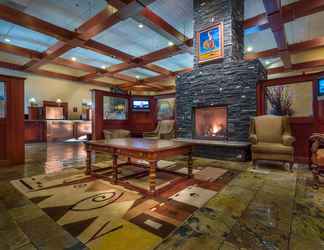 Lobby 2 Deerfoot Inn & Casino