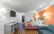 ห้องนอน 6 Motel 6 Lawrence, KS