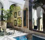 Kolam Renang 4 Riad Maison Bleue And Spa