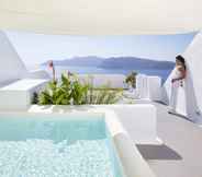 Hồ bơi 3 Katikies Kirini Santorini - The Leading Hotels Of The World