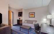 Common Space 5 Holiday Inn Express I-95 Capitol Beltway-Largo, an IHG Hotel