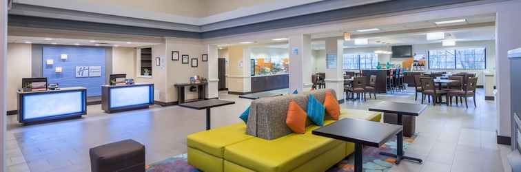 Lobby Holiday Inn Express I-95 Capitol Beltway-Largo, an IHG Hotel