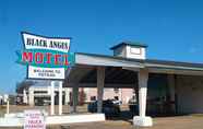 Exterior 3 Black Angus Motel Poteau