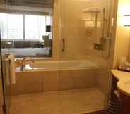 ห้องน้ำภายในห้อง 7 Sheraton Xiamen Hotel