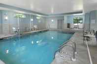 Swimming Pool Holiday Inn Express & Suites Williamstown - Glassboro, an IHG Hotel