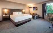 Kamar Tidur 7 DoubleTree by Hilton Pittsburgh Airport