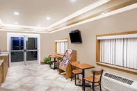 Lobi Travelodge by Wyndham Barstow