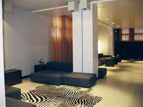 Lobi 4 Wall Art Hotel