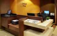 Lobi 6 Fairfield Inn & Suites by Marriott Parsippany