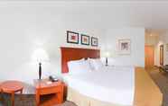 Kamar Tidur 4 Holiday Inn Express & Suites Hardeeville - Hilton Head, an IHG Hotel