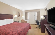 ห้องนอน 3 Days Inn by Wyndham Springfield/Phil.Intl Airport